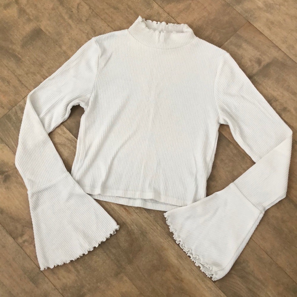 Cropped mock neck ribbed white top flared sleeves